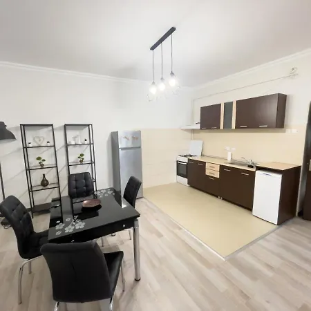Enjoy - Spacious Retreat In Our Apartment Cluj-Napoca